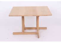 Børge Mogensen coffee table model 5271
