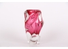 Vase in red glass. 